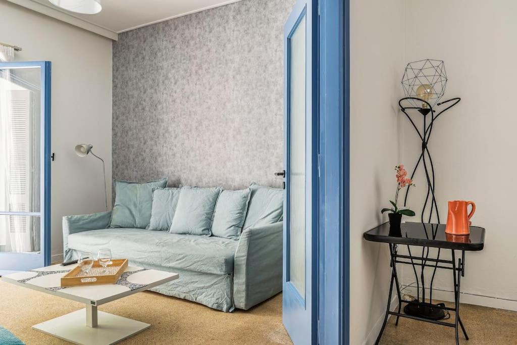 Downtown Apt With Garden In Plaka Apartment เอเธนส์ ภายนอก รูปภาพ